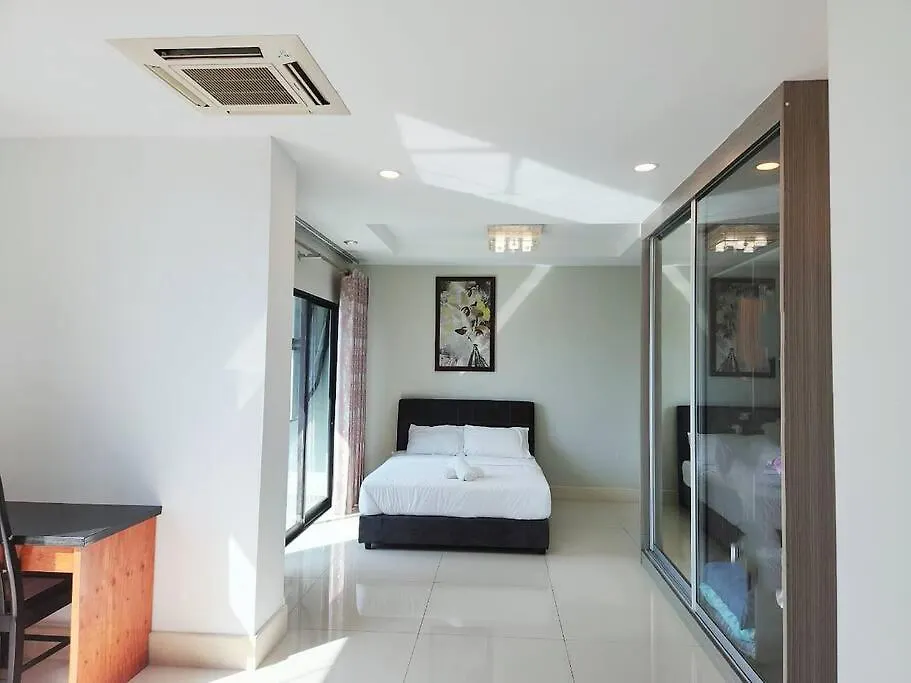 公寓 Ipoh Kinta River Front Luxury Pent House 4Br 18Pax
