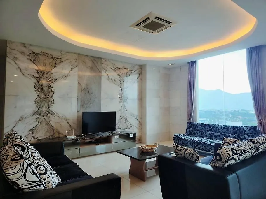 公寓 Ipoh Kinta River Front Luxury Pent House 4Br 18Pax