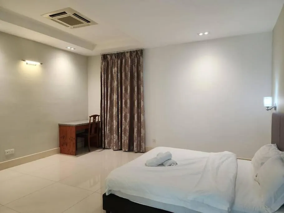 公寓 Ipoh Kinta River Front Luxury Pent House 4Br 18Pax