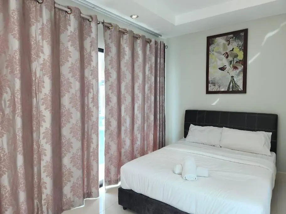 Ipoh Kinta River Front Luxury Pent House 4Br 18Pax