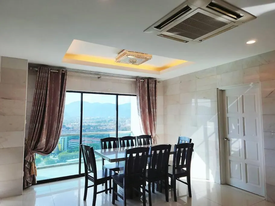 Ipoh Kinta River Front Luxury Pent House 4Br 18Pax