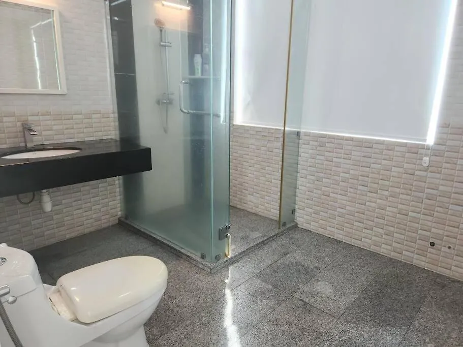 Ipoh Kinta River Front Luxury Pent House 4Br 18Pax